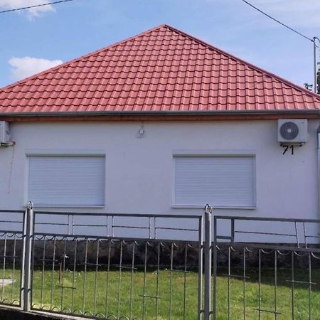 Valentina Apartman Balatonmariafurdo Ngoại thất bức ảnh