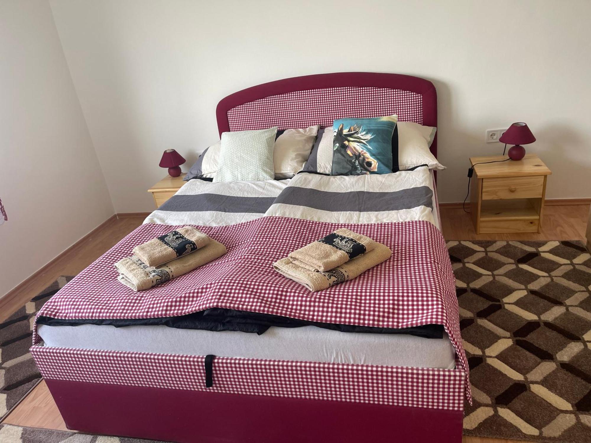 Valentina Apartman Balatonmariafurdo Ngoại thất bức ảnh